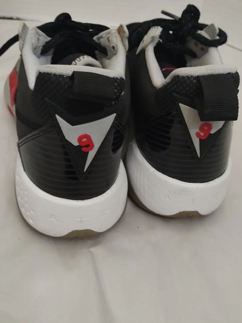 Youth Nike Air Jordan Zoom 92 Black & Red Basketball Sneakers - Picture 8 of 14